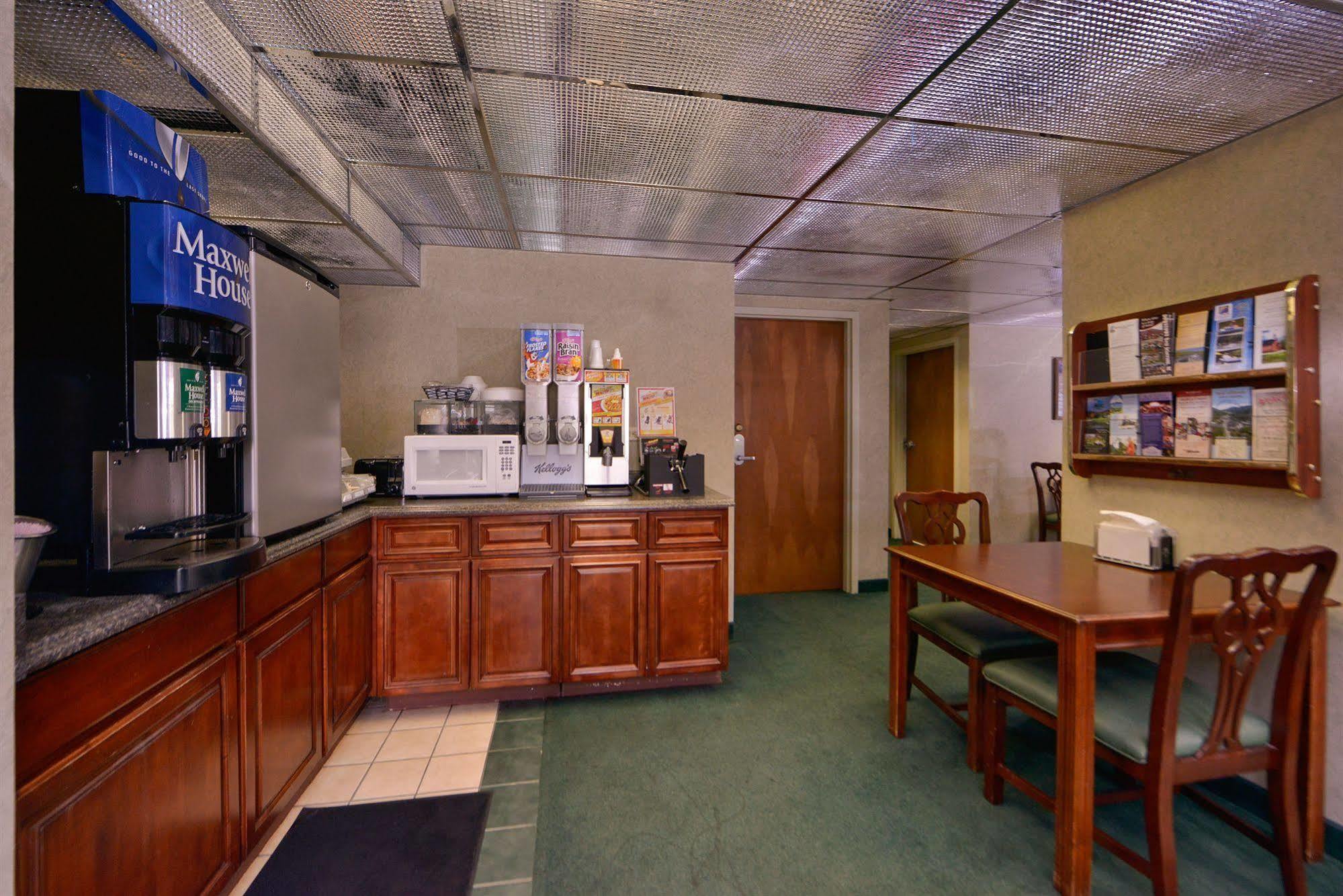 Nations Inn - West Jefferson Dış mekan fotoğraf